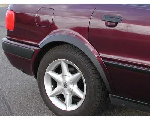 Накладки на арки (4 шт, чорні) для Audi 80/90 1987-1996