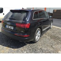 Боковые пороги Bosphorus Yeni Black (2 шт., алюминий) для Audi Q7 2015+