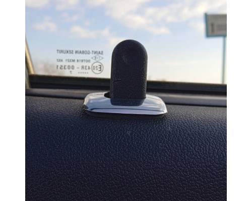 Накладки на внутрішні кнопки (4 шт, нерж) для Dacia Duster 2008-2018 - 61208-11