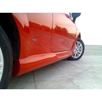 Бічні пороги (під фарбування) для Fiat Punto Grande/EVO 2006+ та 2011+