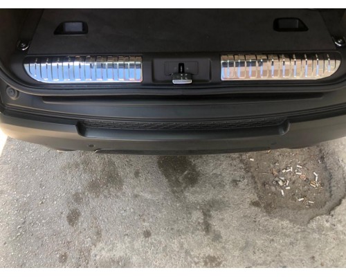 Накладка на задний порог (нерж) для Range Rover Sport 2014+ - 64090-11