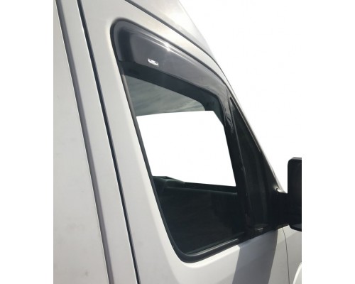 Вітровики клеючі (2 шт, HIC) для Mercedes Sprinter 2006-2018 - 74419-11
