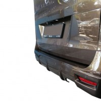 Накладка на задній бампер V1 (під фарбування) для Mercedes Vito/V W447 2014+