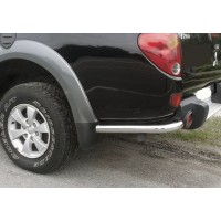 Задні кути AK003 (2 шт, нерж) для Mitsubishi L200 2006-2015