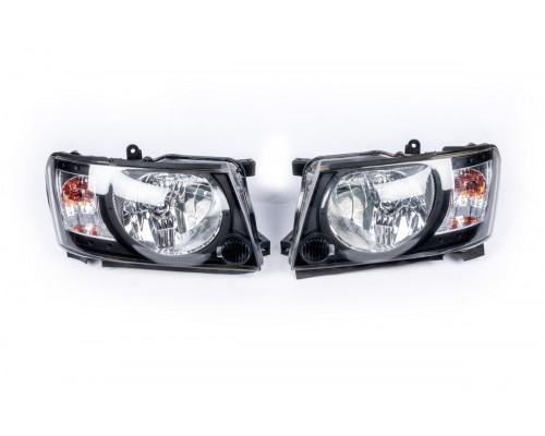 Nissan Patrol Y61 1997-2011 Передняя оптика Safari (2004-2008, 2шт) - 73462-11