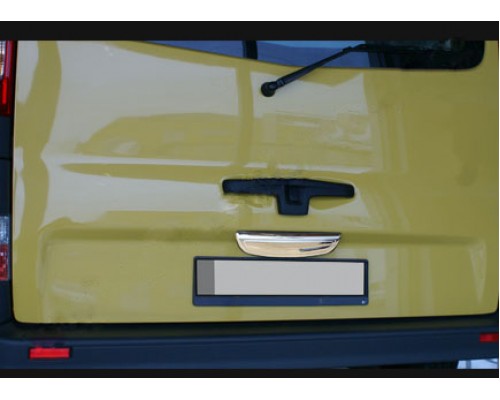 Хром планка над номером (Ляда, нерж) OmsaLine - Итальянская нержавейка для Nissan Primastar 2002-2014 - 53846-11