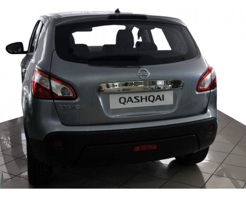 Накладка над номером (нерж.) С кнопкой, OmsaLine - Итальянская нержавейка для Nissan Qashqai 2010-2014 - 57095-11