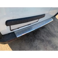 Накладка на задний бампер (нерж) для Opel Vivaro 2015-2019