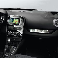 Накладка на передню консоль (нерж.) для Renault Clio IV 2012-2019