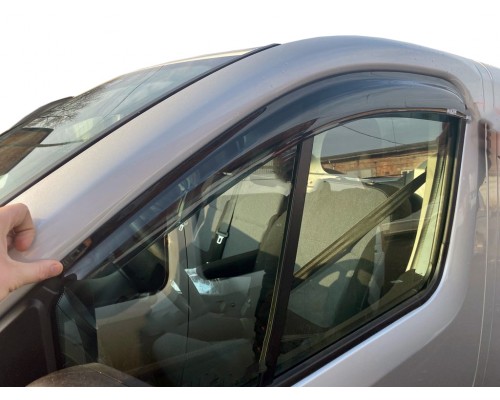 Вітровики (2 шт, Niken) для Renault Trafic 2015+