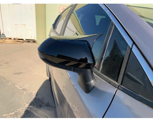 Накладки на зеркала BMW-Style (2 шт) для Toyota Corolla 2019- рр
