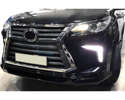Комплект рестайлінгу (на 2018 рік) для Toyota Fortuner 2015+