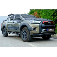 Toyota Hilux 2015+ Передній захист Texas (чорний)