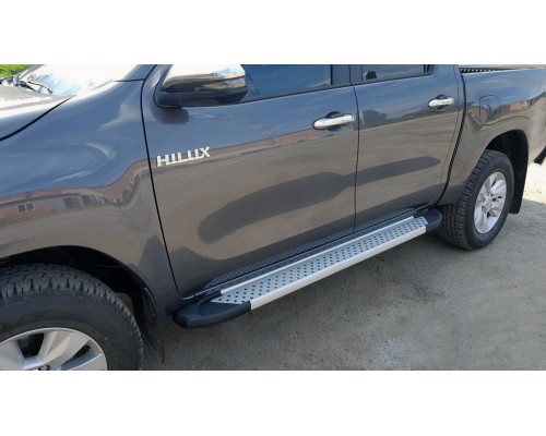 Бічні пороги Allmond Grey (2 шт., Алюміній) для Toyota Hilux 2015+ - 67719-11