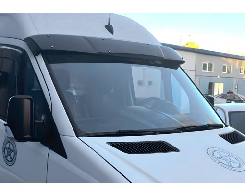Козырек на лобовое стекло V-3 (черный глянец, 5мм) для Volkswagen Crafter 2006-2016 гг