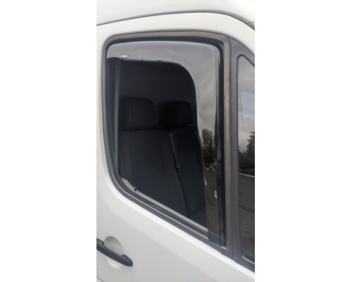 Ветровики вставные (2 шт, HIC) для Volkswagen Crafter 2006-2017 - 64556-11