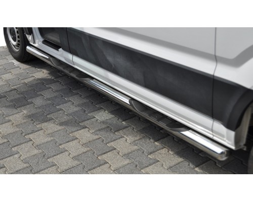 Volkswagen Crafter 2017+ Бічні труби (2 шт, нерж) d60, середня база - 61495-11