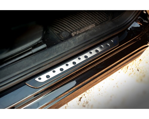 Накладки на пороги (Dotline, 4 шт, нерж) для Volkswagen Passat B7 2012-2015 гг