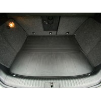 Гумовий килимок багажника (Stingray) Копія для Volkswagen Tiguan 2007-2016