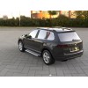 Боковые пороги Allmond Grey (2 шт, алюм) для Volkswagen Touareg 2010-2018 - 65504-11
