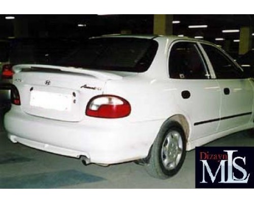 Боковые пороги Sport (грунтованные под покраску) для Hyundai Accent 1994-1999 гг